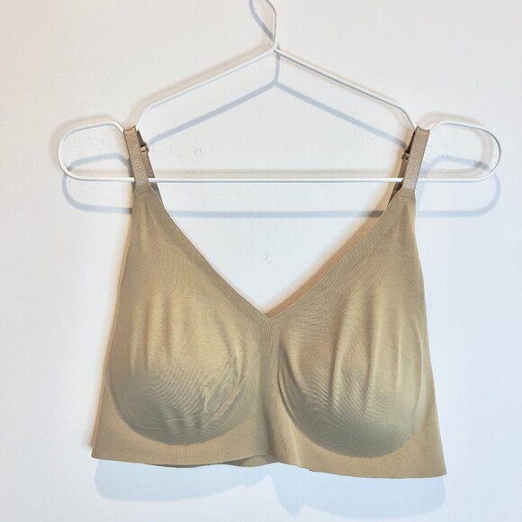 Wireless convertable bralette removable pads - Picture 1 of 3